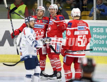 EBEL Eishockey Bundesliga. KAC gegen Fehervar AV 19. Torjube Matthew Neal, Jamie Lundmark, Christoph Duller (KAC). Klagenfurt, am 8.10.2017.
Foto: Kuess

---
pressefotos, pressefotografie, kuess, qs, qspictures, sport, bild, bilder, bilddatenbank