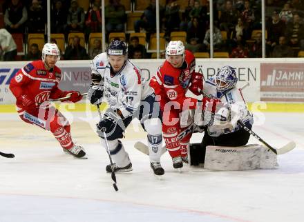 EBEL. Eishockey Bundesliga. KAC gegen 	Fehervar AV 19. Thomas HUndertpfund, Marco Brucker (KAC), Juha Outila, Miklos Rajna (Alba Volan). Klagenfurt, am 8.10.2017.
Foto: Kuess

---
pressefotos, pressefotografie, kuess, qs, qspictures, sport, bild, bilder, bilddatenbank