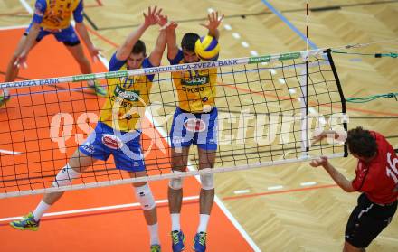 AVL. Volleyball. Volley League Men. SK Posojilnica Aich Dob gegen VBK Woerthersee Loewen Klagenfurt. Mario Koncilja, Lukasz Wiese (Aich Dob), Simon Fruehbauer (Klagenfurt). Bleiburg, am 11.10.2017.
Foto: Kuess
---
pressefotos, pressefotografie, kuess, qs, qspictures, sport, bild, bilder, bilddatenbank