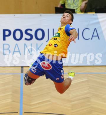 AVL. Volleyball. Volley League Men. SK Posojilnica Aich Dob gegen VBK Woerthersee Loewen Klagenfurt. Michal Petras (Aich Dob). Bleiburg, am 11.10.2017.
Foto: Kuess
---
pressefotos, pressefotografie, kuess, qs, qspictures, sport, bild, bilder, bilddatenbank