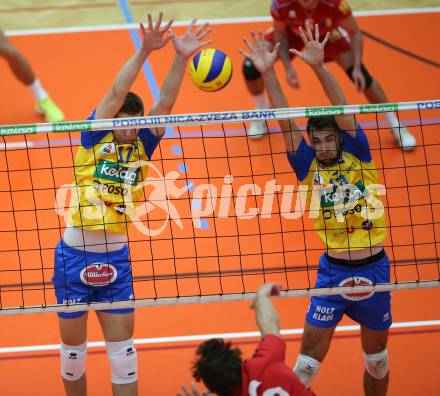 AVL. Volleyball. Volley League Men. SK Posojilnica Aich Dob gegen VBK Woerthersee Loewen Klagenfurt. Mario Koncilja, Lukasz Wiese (Aich Dob). Bleiburg, am 11.10.2017.
Foto: Kuess
---
pressefotos, pressefotografie, kuess, qs, qspictures, sport, bild, bilder, bilddatenbank