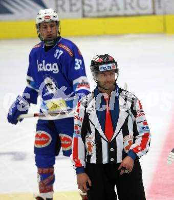 EBEL. Eishockey Bundesliga. EC VSV gegen HC Orli Znojmo. Schiedsrichter, Christof Kromp (VSV). Villach, am 12.10.2017.
Foto: Kuess 


---
pressefotos, pressefotografie, kuess, qs, qspictures, sport, bild, bilder, bilddatenbank