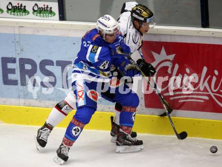 EBEL. Eishockey Bundesliga. EC VSV gegen HC Orli Znojmo. Nico Brunner, (VSV), Petr Mrazek (Znojmo). Villach, am 12.10.2017.
Foto: Kuess 


---
pressefotos, pressefotografie, kuess, qs, qspictures, sport, bild, bilder, bilddatenbank