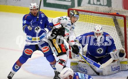 EBEL. Eishockey Bundesliga. EC VSV gegen HC Orli Znojmo. Miha Stebih, David Kickert, (VSV), David Bartos (Znojmo). Villach, am 12.10.2017.
Foto: Kuess 


---
pressefotos, pressefotografie, kuess, qs, qspictures, sport, bild, bilder, bilddatenbank