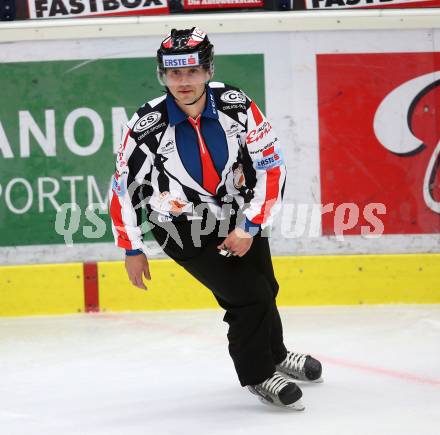 EBEL. Eishockey Bundesliga. EC VSV gegen HC Orli Znojmo. Schiedsrichter. Villach, am 12.10.2017.
Foto: Kuess 


---
pressefotos, pressefotografie, kuess, qs, qspictures, sport, bild, bilder, bilddatenbank