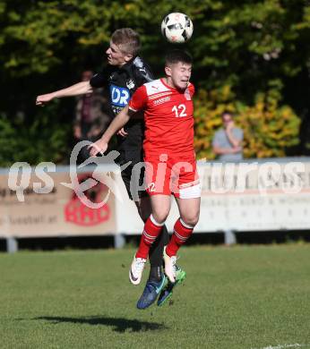 Fussball. Kaerntner Liga. KAC 1909 gegen Bleiburg. Markus Pavic (KAC),  Nico Gerak (Bleiburg). Klagenfurt, 14.10.2017.
Foto: Kuess
---
pressefotos, pressefotografie, kuess, qs, qspictures, sport, bild, bilder, bilddatenbank