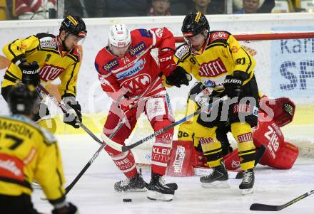 EBEL. Eishockey Bundesliga. KAC gegen 	Vienna Capitals. Jamie Lundmarl,  (KAC), Tyler Cuma, Taylor Vause (Vienna Capitals). Klagenfurt, am 15.10.2017.
Foto: Kuess

---
pressefotos, pressefotografie, kuess, qs, qspictures, sport, bild, bilder, bilddatenbank