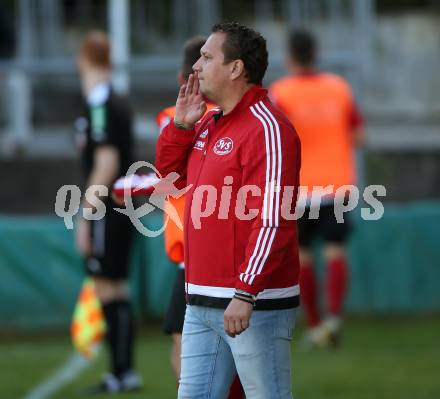 Fussball Kaerntner LIga. St. Jakob im Rosental gegen Koettmannsdorf. Trainer Alexander Suppantschitsch (St. Jakob). St. Jakob am 14.10.2017.
Foto: Kuess
---
pressefotos, pressefotografie, kuess, qs, qspictures, sport, bild, bilder, bilddatenbank