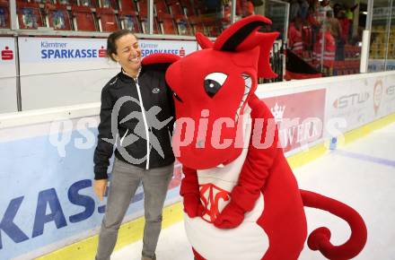 EBEL. Eishockey Bundesliga. KAC gegen 	Vienna Capitals. Sylvia Frank (KAC). Klagenfurt, am 15.10.2017.
Foto: Kuess

---
pressefotos, pressefotografie, kuess, qs, qspictures, sport, bild, bilder, bilddatenbank
