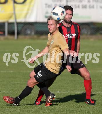 Fussball Kaerntner LIga. St. Jakob im Rosental gegen Koettmannsdorf. Dragan Ovcina, (St. Jakob), Martin Trattnig  (Koettmannsdorf). St. Jakob am 14.10.2017.
Foto: Kuess
---
pressefotos, pressefotografie, kuess, qs, qspictures, sport, bild, bilder, bilddatenbank