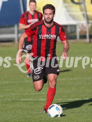 Fussball Kaerntner LIga. St. Jakob im Rosental gegen Koettmannsdorf.  Dragan Ovcina (St. Jakob). St. Jakob am 14.10.2017.
Foto: Kuess
---
pressefotos, pressefotografie, kuess, qs, qspictures, sport, bild, bilder, bilddatenbank