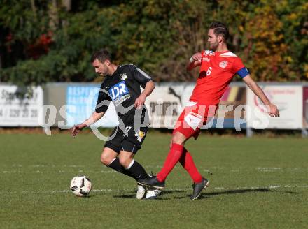 Fussball. Kaerntner Liga. KAC 1909 gegen Bleiburg. Toni Krijan (KAC),  Patrick Paul Oswaldi (Bleiburg). Klagenfurt, 14.10.2017.
Foto: Kuess
---
pressefotos, pressefotografie, kuess, qs, qspictures, sport, bild, bilder, bilddatenbank