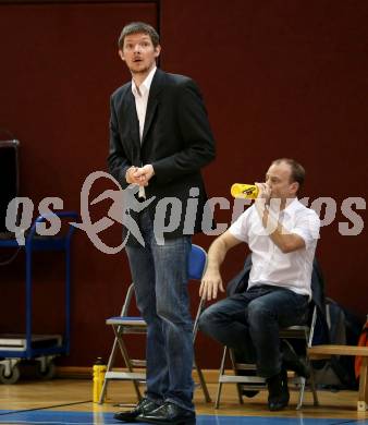Basketball 2. Bundesliga. Grunddurchgang. 5. Runde. KOS Celovec gegen D.C. Timberwolves. Trainer Hubert Schmidt  (Timberwolves). Klagenfurt, am 21.10.2017.
Foto: Kuess
---
pressefotos, pressefotografie, kuess, qs, qspictures, sport, bild, bilder, bilddatenbank