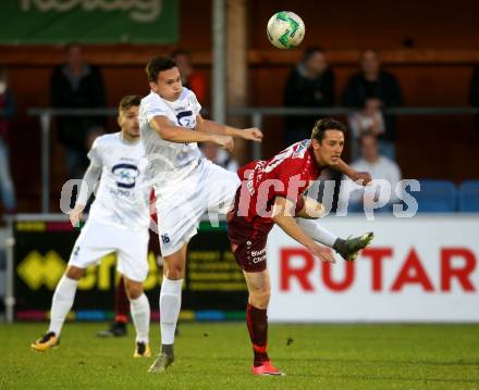 Fussball Kaerntner Liga. SAK gegen ATSV Wolfsberg. Zdravko Koletnik, (SAK), Patrick Pfennich (Wolfsberg). Klagenfurt, am 20.10.2017.
Foto: Kuess
---
pressefotos, pressefotografie, kuess, qs, qspictures, sport, bild, bilder, bilddatenbank