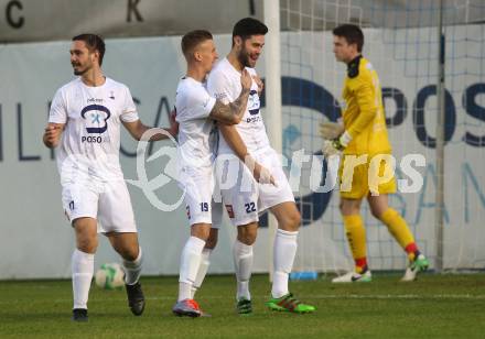 Fussball Kaerntner Liga. SAK gegen ATSV Wolfsberg. Torjubel Stephan Buergler, Jurinic Andrej, Patrick Lausegger (SAK). Klagenfurt, am 20.10.2017.
Foto: Kuess
---
pressefotos, pressefotografie, kuess, qs, qspictures, sport, bild, bilder, bilddatenbank