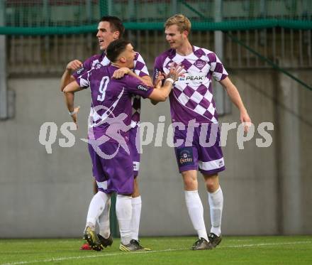 Fussball Regionalliga. SK Austria Klagenfurt gegen FC Jerich International Gleisdorf. Torjubel Ambrozije Soldo, Thomas Hirschhofer, Tadej Zagar Knez (Klagenfurt). Klagenfurt, am 20.10.2017.
Foto: Kuess
---
pressefotos, pressefotografie, kuess, qs, qspictures, sport, bild, bilder, bilddatenbank