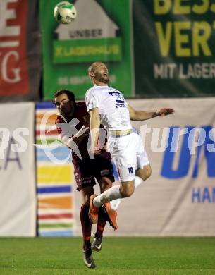 Fussball Kaerntner Liga. SAK gegen ATSV Wolfsberg. Christian Dlopst, (SAK), Patrick Marzi (Wolfsberg). Klagenfurt, am 20.10.2017.
Foto: Kuess
---
pressefotos, pressefotografie, kuess, qs, qspictures, sport, bild, bilder, bilddatenbank