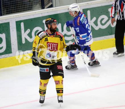 EBEL. Eishockey Bundesliga. EC VSV gegen Vienna Capitals. Torjubel Jerry Pollastrone (Vienna Capitals). Villach, am 22.10.2017.
Foto: Kuess 


---
pressefotos, pressefotografie, kuess, qs, qspictures, sport, bild, bilder, bilddatenbank