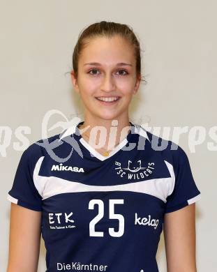 Volleyball. SG Kelag Wildcats Klagenfurt. Mannschaftsfototermin.  Holzinger Jaqueline. Klagenfurt, 20.10.2017.
Foto: Kuess
---
pressefotos, pressefotografie, kuess, qs, qspictures, sport, bild, bilder, bilddatenbank