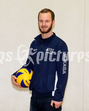 Volleyball. SG Kelag Wildcats Klagenfurt. Mannschaftsfototermin.  Mark Stuppacher. Klagenfurt, 20.10.2017.
Foto: Kuess
---
pressefotos, pressefotografie, kuess, qs, qspictures, sport, bild, bilder, bilddatenbank