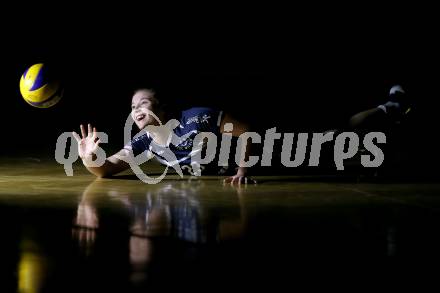 Volleyball. SG Kelag Wildcats Klagenfurt. Mannschaftsfototermin.   Isabella Urschitz. Klagenfurt, 20.10.2017.
Foto: Kuess
---
pressefotos, pressefotografie, kuess, qs, qspictures, sport, bild, bilder, bilddatenbank
