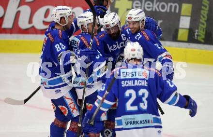 EBEL. Eishockey Bundesliga. EC VSV gegen HC TWK Innsbruck. Torjubel Miha Stebih, Benjamin Petrik, Nikolas Petrik, Patrick Platzer, Markus Schlacher (VSV). Villach, am 26.10.2017.
Foto: Kuess 


---
pressefotos, pressefotografie, kuess, qs, qspictures, sport, bild, bilder, bilddatenbank
