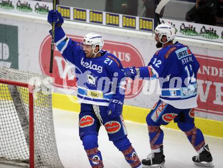 EBEL. Eishockey Bundesliga. EC VSV gegen HC TWK Innsbruck. Torjubel Benjamin Petrik, Nikolas Petrik (VSV). Villach, am 26.10.2017.
Foto: Kuess 


---
pressefotos, pressefotografie, kuess, qs, qspictures, sport, bild, bilder, bilddatenbank
