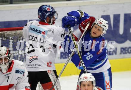 EBEL. Eishockey Bundesliga. EC VSV gegen HC TWK Innsbruck. Sam Antonitsch, (VSV), Florian Pedevilla (Innsbruck). Villach, am 26.10.2017.
Foto: Kuess 


---
pressefotos, pressefotografie, kuess, qs, qspictures, sport, bild, bilder, bilddatenbank