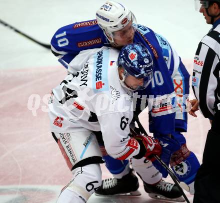 EBEL. Eishockey Bundesliga. EC VSV gegen HC TWK Innsbruck. Robert Flick, (VSV), Ondrej Sedivy (Innsbruck). Villach, am 26.10.2017.
Foto: Kuess 


---
pressefotos, pressefotografie, kuess, qs, qspictures, sport, bild, bilder, bilddatenbank