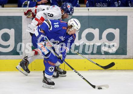 EBEL. Eishockey Bundesliga. EC VSV gegen HC TWK Innsbruck. Valentin Leiler,  (VSV), Tyler Spurgeon (Innsbruck). Villach, am 26.10.2017.
Foto: Kuess 


---
pressefotos, pressefotografie, kuess, qs, qspictures, sport, bild, bilder, bilddatenbank