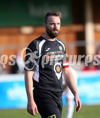 Fussball. Kaerntner Liga. SAK gegen Gmuend. Udo Gasser  (Gmuend). Klagenfurt, 28.10.2017.
Foto: Kuess
---
pressefotos, pressefotografie, kuess, qs, qspictures, sport, bild, bilder, bilddatenbank