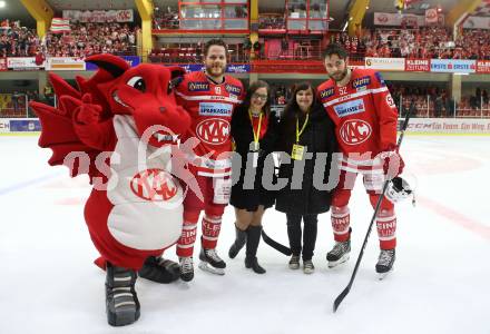 EBEL. Eishockey Bundesliga. KAC gegen 	VSV. Antenne Fans. Stefan Geier, Christoph Duller (KAC). Klagenfurt, am 29.10.2017.
Foto: Kuess

---
pressefotos, pressefotografie, kuess, qs, qspictures, sport, bild, bilder, bilddatenbank