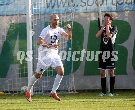 Fussball. Kaerntner Liga. SAK gegen Gmuend. Torjubel Christian Dlopst, (SAK). Klagenfurt, 28.10.2017.
Foto: Kuess
---
pressefotos, pressefotografie, kuess, qs, qspictures, sport, bild, bilder, bilddatenbank