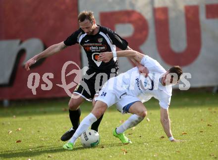 Fussball. Kaerntner Liga. SAK gegen Gmuend. Zoran Vukovic (SAK), Philipp Platzer (Gmuend). Klagenfurt, 28.10.2017.
Foto: Kuess
---
pressefotos, pressefotografie, kuess, qs, qspictures, sport, bild, bilder, bilddatenbank
