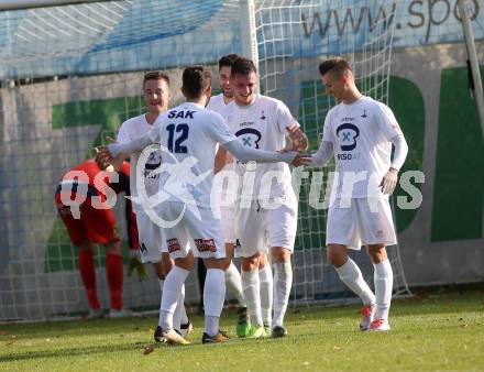 Fussball. Kaerntner Liga. SAK gegen Gmuend. Torjubel Stephan Buergler, Jurinic Andrej, Zoran Vukovic, Amer Krcic, Patrick Quantschnig (SAK). Klagenfurt, 28.10.2017.
Foto: Kuess
---
pressefotos, pressefotografie, kuess, qs, qspictures, sport, bild, bilder, bilddatenbank