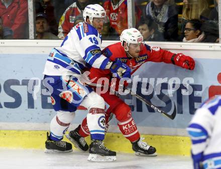 EBEL. Eishockey Bundesliga. KAC gegen 	VSV. Matthew Neal, (KAC), Stefan Bacher (VSV). Klagenfurt, am 29.10.2017.
Foto: Kuess

---
pressefotos, pressefotografie, kuess, qs, qspictures, sport, bild, bilder, bilddatenbank