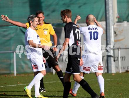 Fussball. Kaerntner Liga. SAK gegen Gmuend. Torjubel Christian Dlopst, Thomas Riedl (SAK). Klagenfurt, 28.10.2017.
Foto: Kuess
---
pressefotos, pressefotografie, kuess, qs, qspictures, sport, bild, bilder, bilddatenbank