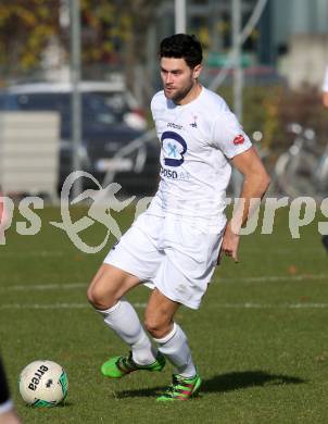 Fussball. Kaerntner Liga. SAK gegen Gmuend. Stephan Buergler (SAK). Klagenfurt, 28.10.2017.
Foto: Kuess
---
pressefotos, pressefotografie, kuess, qs, qspictures, sport, bild, bilder, bilddatenbank