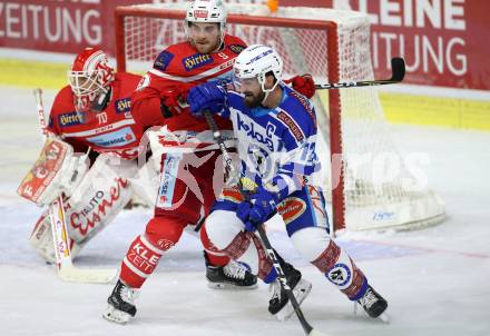 EBEL. Eishockey Bundesliga. KAC gegen 	VSV. Tomas Duba, Matthew Neal, (KAC), Nikolas Petrik  (VSV). Klagenfurt, am 29.10.2017.
Foto: Kuess

---
pressefotos, pressefotografie, kuess, qs, qspictures, sport, bild, bilder, bilddatenbank