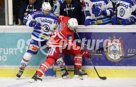 EBEL. Eishockey Bundesliga. KAC gegen 	VSV. Christoph Duller, (KAC), Miha Verlic  (VSV). Klagenfurt, am 29.10.2017.
Foto: Kuess

---
pressefotos, pressefotografie, kuess, qs, qspictures, sport, bild, bilder, bilddatenbank