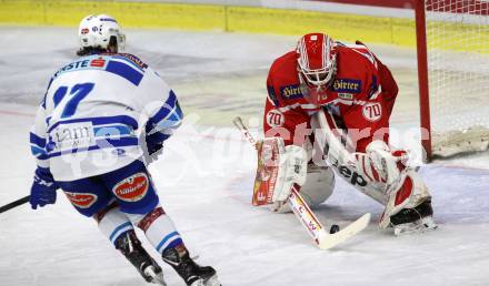 EBEL. Eishockey Bundesliga. KAC gegen 	VSV. Tomas Duba (KAC), Samuel Labrecque (VSV). Klagenfurt, am 29.10.2017.
Foto: Kuess

---
pressefotos, pressefotografie, kuess, qs, qspictures, sport, bild, bilder, bilddatenbank