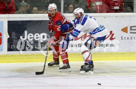EBEL. Eishockey Bundesliga. KAC gegen 	VSV. Stefan Geier, (KAC), Dave Shields (VSV). Klagenfurt, am 29.10.2017.
Foto: Kuess

---
pressefotos, pressefotografie, kuess, qs, qspictures, sport, bild, bilder, bilddatenbank
