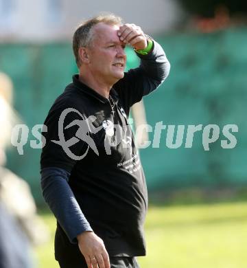 Fussball 1. KLasse C. Donau gegen Oberes Metnitztal. Trainer Wolfgang Thun-Hohenstein (Donau). Klagenfurt, am 29.10.2017.
Foto: Kuess
---
pressefotos, pressefotografie, kuess, qs, qspictures, sport, bild, bilder, bilddatenbank