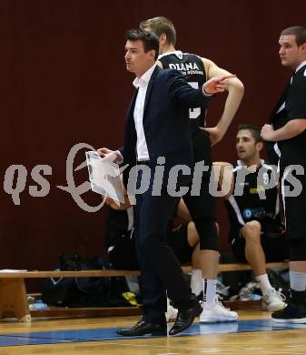 Basketball 2. Bundesliga. Grunddurchgang. 7. Runde. KOS Celovec gegen Jennersdorf Blackbirds. Trainer Daniel Muellner (Jennersdorf Blackbirds). Klagenfurt, am 4.11.2017.
Foto: Kuess
---
pressefotos, pressefotografie, kuess, qs, qspictures, sport, bild, bilder, bilddatenbank