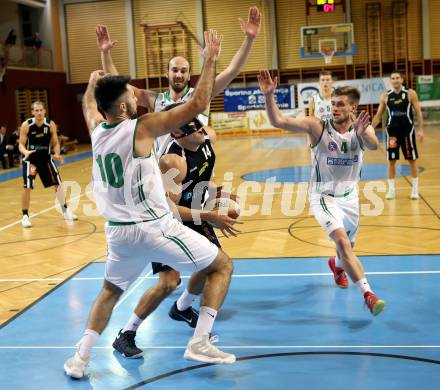 Basketball 2. Bundesliga. Grunddurchgang. 7. Runde. KOS Celovec gegen Jennersdorf Blackbirds. Marin Sliskovic, Jakob Strazar, Ziga Erculj (KOS Celovec), Christoph Astl (Jennersdorf Blackbirds). Klagenfurt, am 4.11.2017.
Foto: Kuess
---
pressefotos, pressefotografie, kuess, qs, qspictures, sport, bild, bilder, bilddatenbank