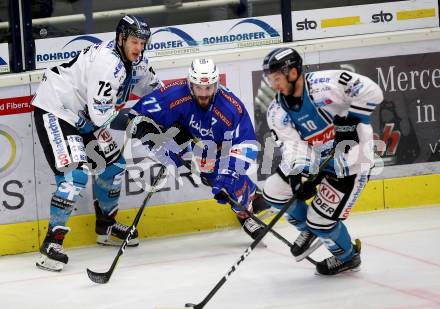 EBEL. Eishockey Bundesliga. EC VSV gegen EHC Liwest Black Wings Linz. Samuel Labrecque (VSV), Kevin Moderer, Marc Andre Dorion (Linz). Villach, am 5.11.2017.
Foto: Kuess 


---
pressefotos, pressefotografie, kuess, qs, qspictures, sport, bild, bilder, bilddatenbank