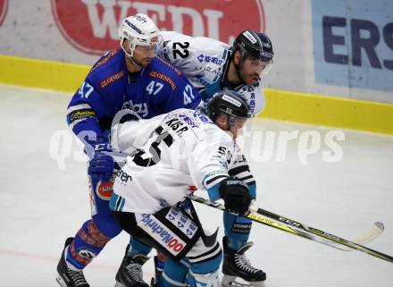 EBEL. Eishockey Bundesliga. EC VSV gegen EHC Liwest Black Wings Linz. Ryan Glenn (VSV), Robert Lukas, Jacob Charles Dowell (Linz). Villach, am 5.11.2017.
Foto: Kuess 


---
pressefotos, pressefotografie, kuess, qs, qspictures, sport, bild, bilder, bilddatenbank