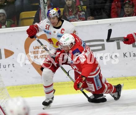 EBEL. Eishockey Bundesliga. KAC gegen 	EC Red Bull Salzburg. Jamie Lundmark, (KAC), Matthias Trattnig (Salzburg). Klagenfurt, am 5.11.2017.
Foto: Kuess

---
pressefotos, pressefotografie, kuess, qs, qspictures, sport, bild, bilder, bilddatenbank