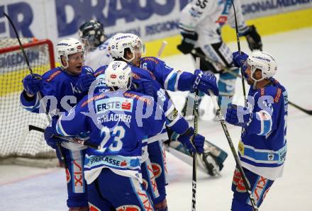 EBEL. Eishockey Bundesliga. EC VSV gegen EHC Liwest Black Wings Linz. Torjubel Jordan Hickmott, Robert Flick, Miha Verlic, Markus Schlacher, Patrick Platzer (VSV). Villach, am 5.11.2017.
Foto: Kuess 


---
pressefotos, pressefotografie, kuess, qs, qspictures, sport, bild, bilder, bilddatenbank