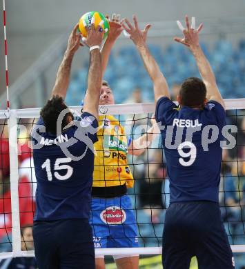 Volleyball Champions League. SK Posojilnica Aich/Dob gegen Fenerbahce Sports Club Istanbul (TUR). David Michel (Aich/Dob). Klagenfurt, am 8.11.2017.
Foto: Kuess
---
pressefotos, pressefotografie, kuess, qs, qspictures, sport, bild, bilder, bilddatenbank